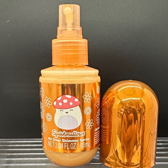 Squishmallows Shimmer Spray, Blush Stick and Lip Gloss. - Picture 3 of 8